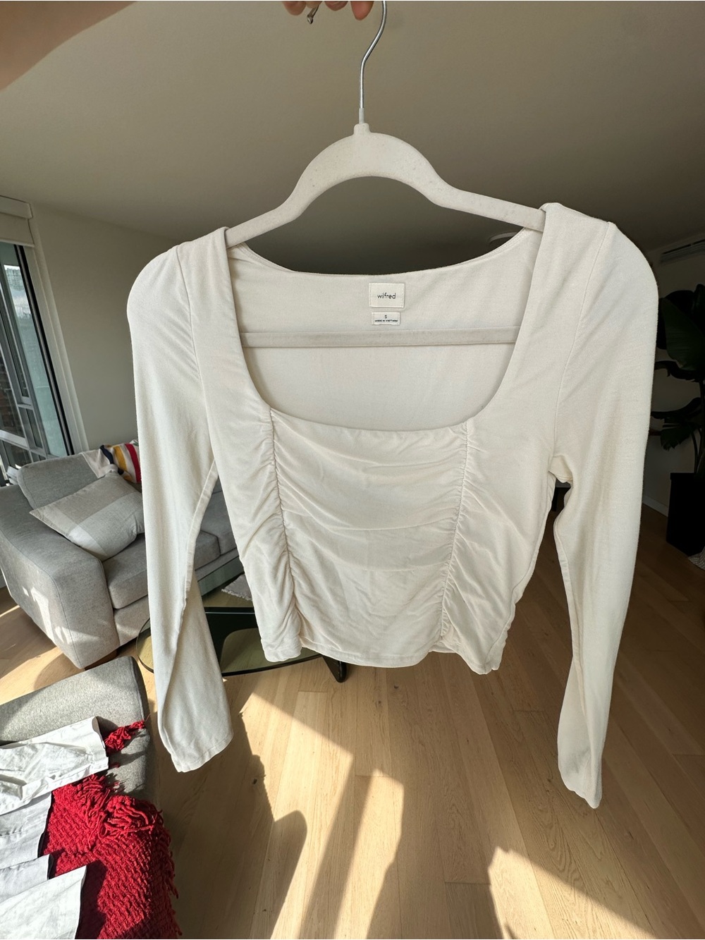 Aritzia Wilfred Cream Ruched Square-Neck Long Sleeve Top